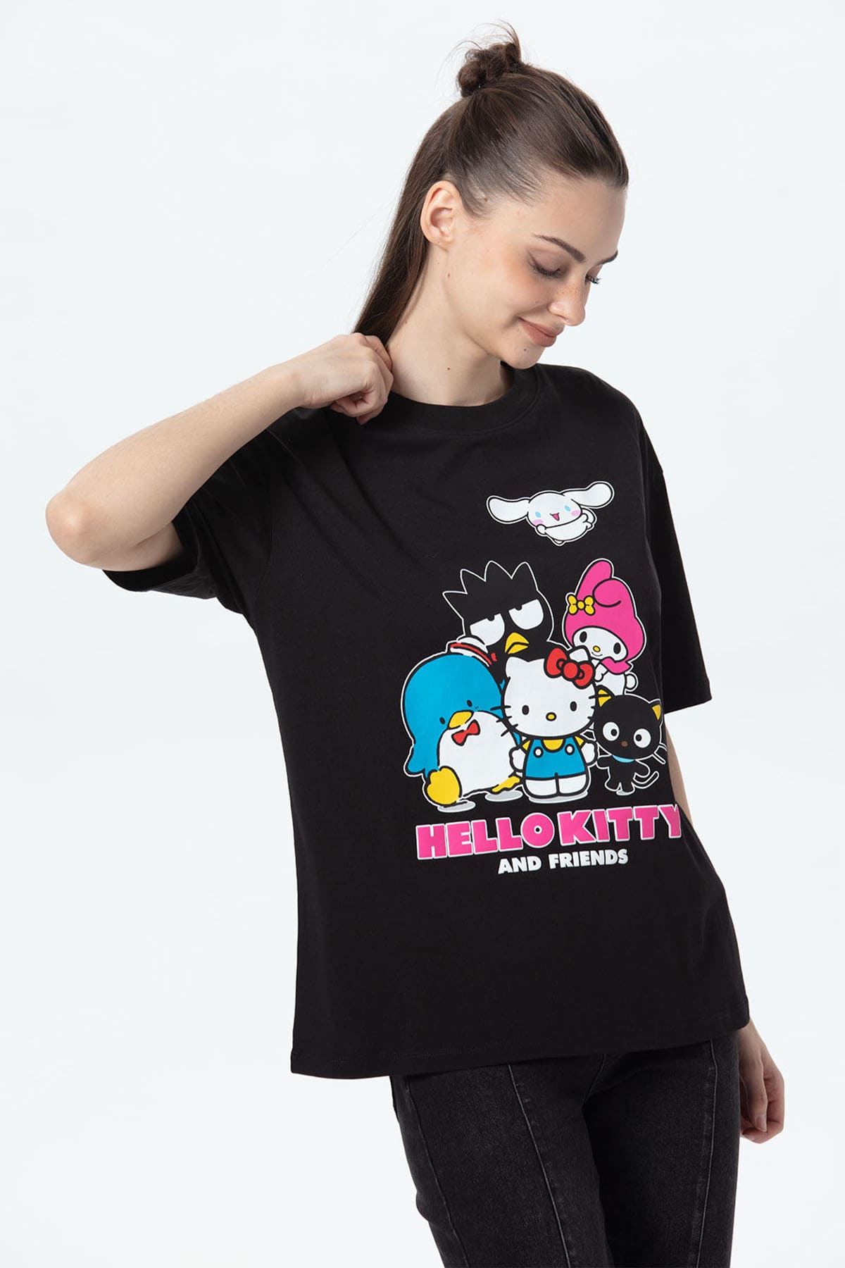 Polera Mujer Oversize Hello Kitty Negro