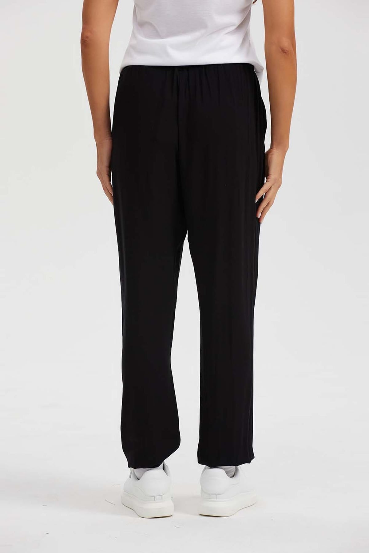 Pantalón Mujer Bombacho Puño Elástico Negro