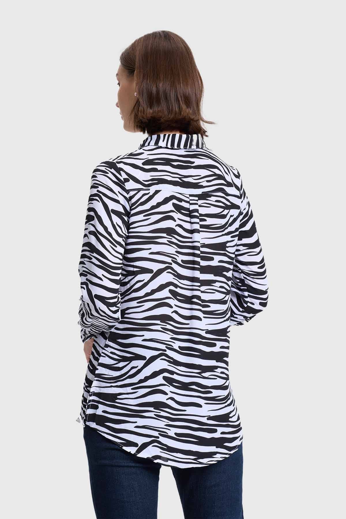 Blusa Mujer Abotonada 2 Bolsillos Negro