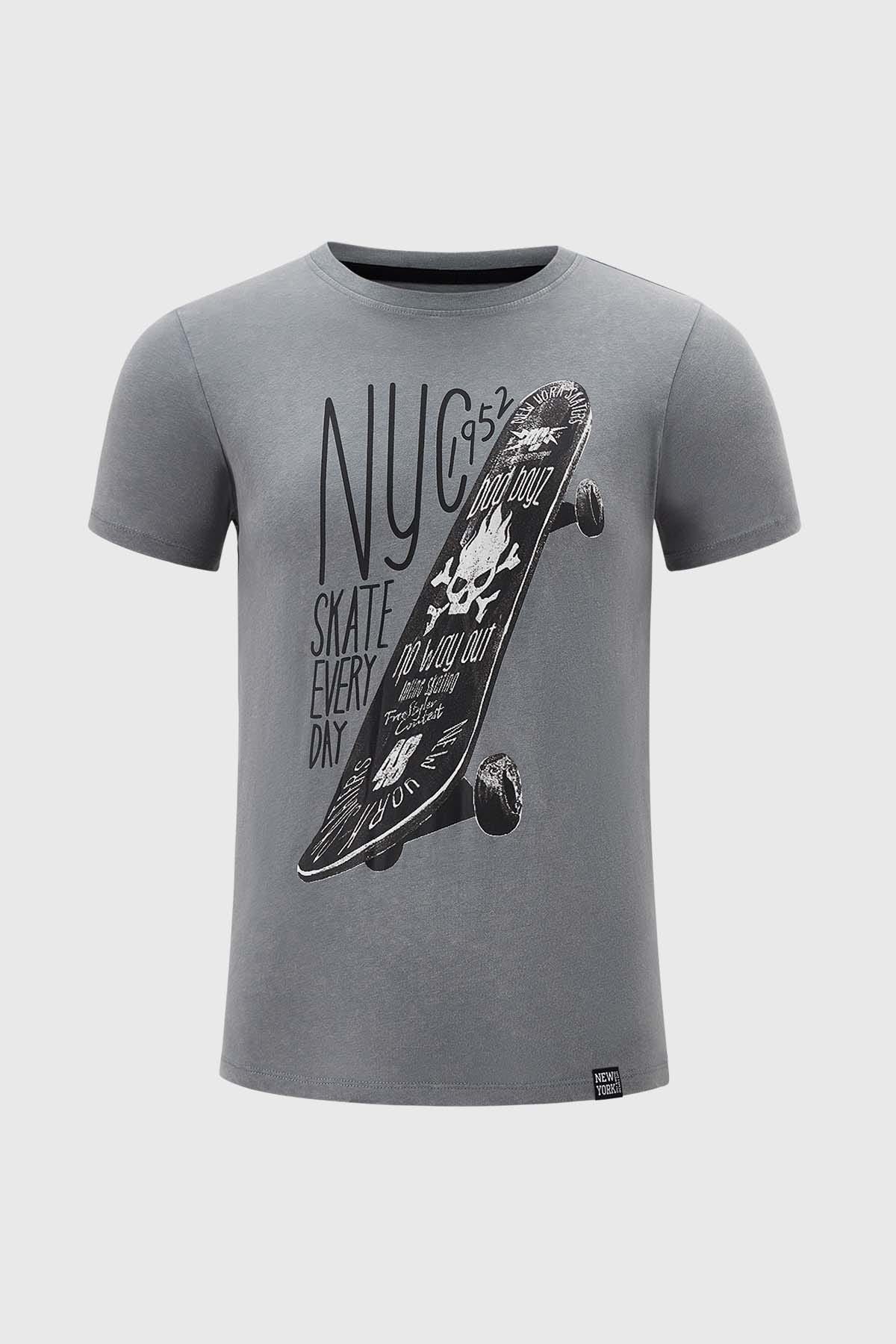Polera gris algodón estampado skate estilo urbano