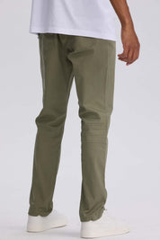 Jeans Hombre Slim Color Verde Militar