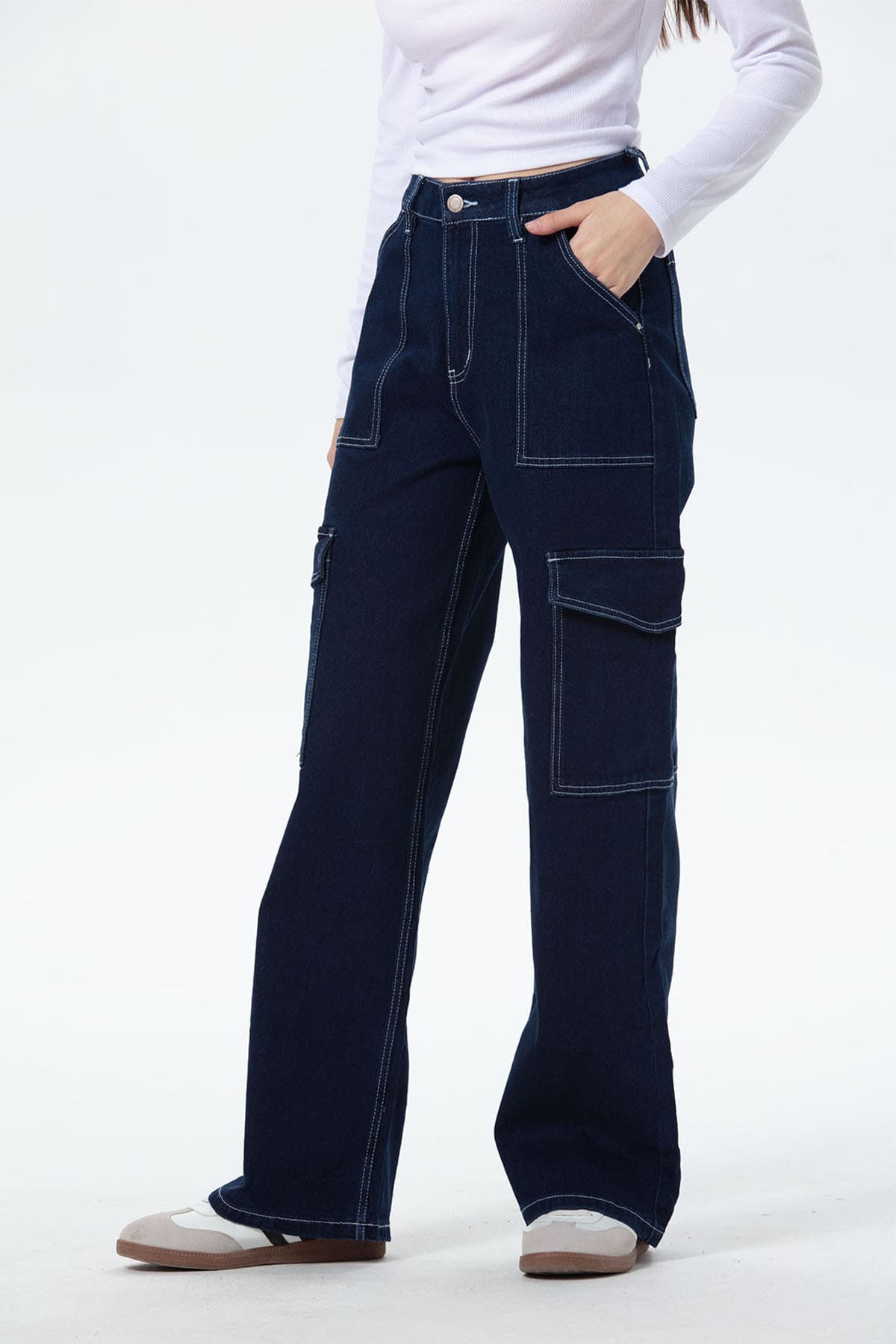 Jeans Mujer Cargo Calce Recto Azul Oscuro