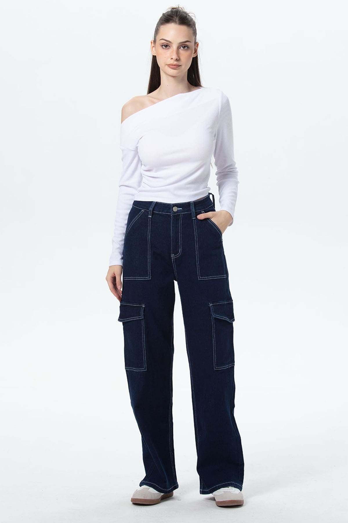 Jeans Mujer Cargo Calce Recto Azul Oscuro