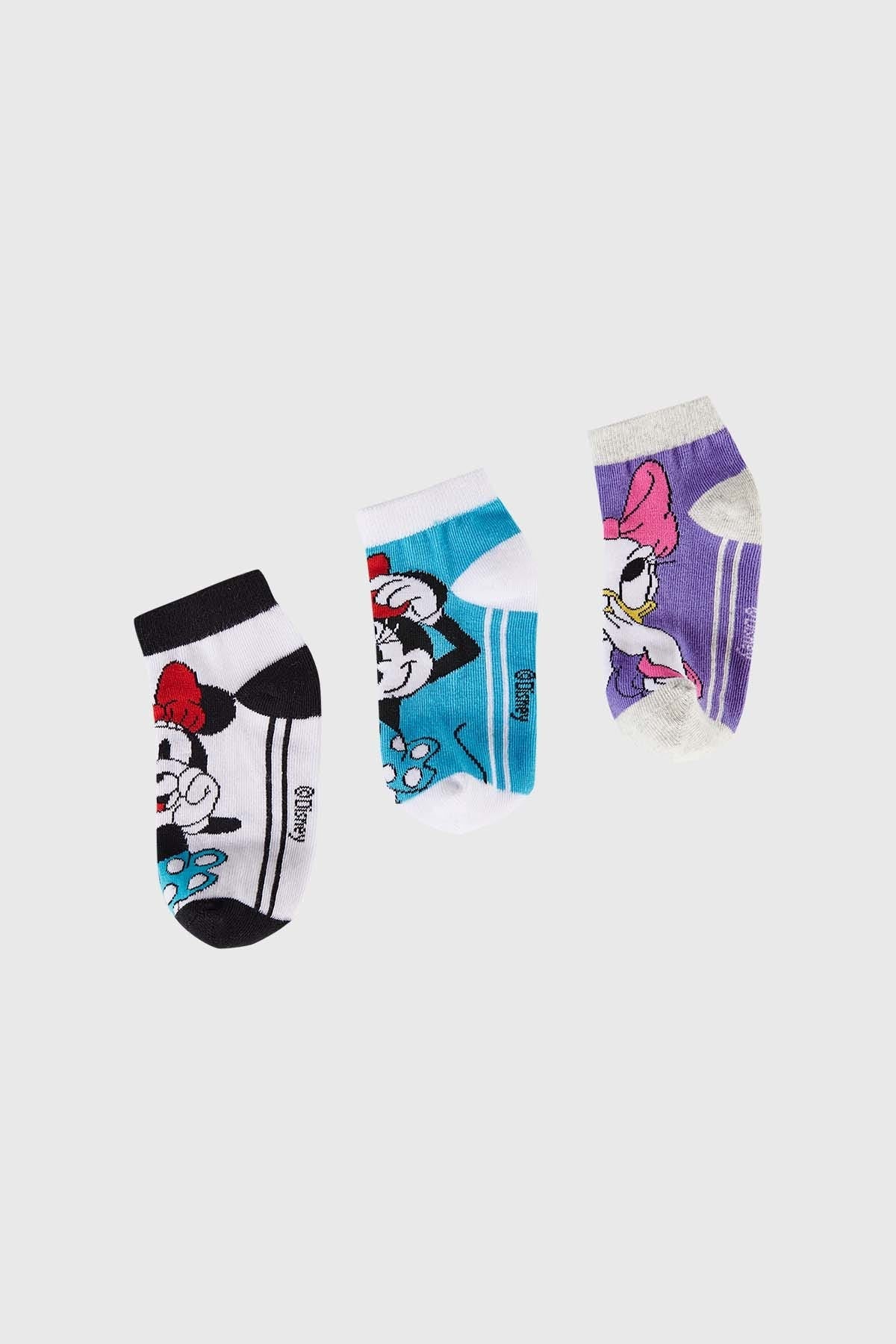 Tripack de calcetas deportivas para niña en color azul con estampados divertidos.