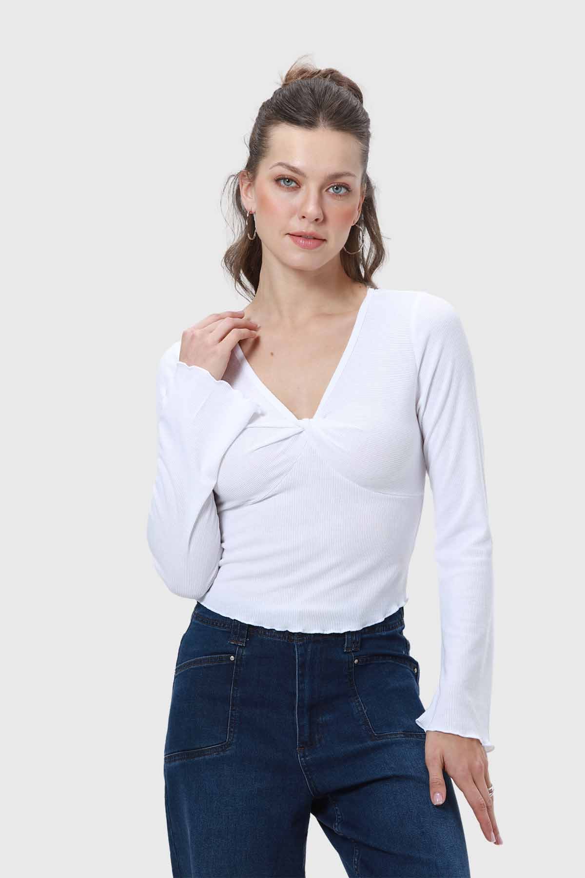 Polera Mujer Escote V Manga Flare Blanco