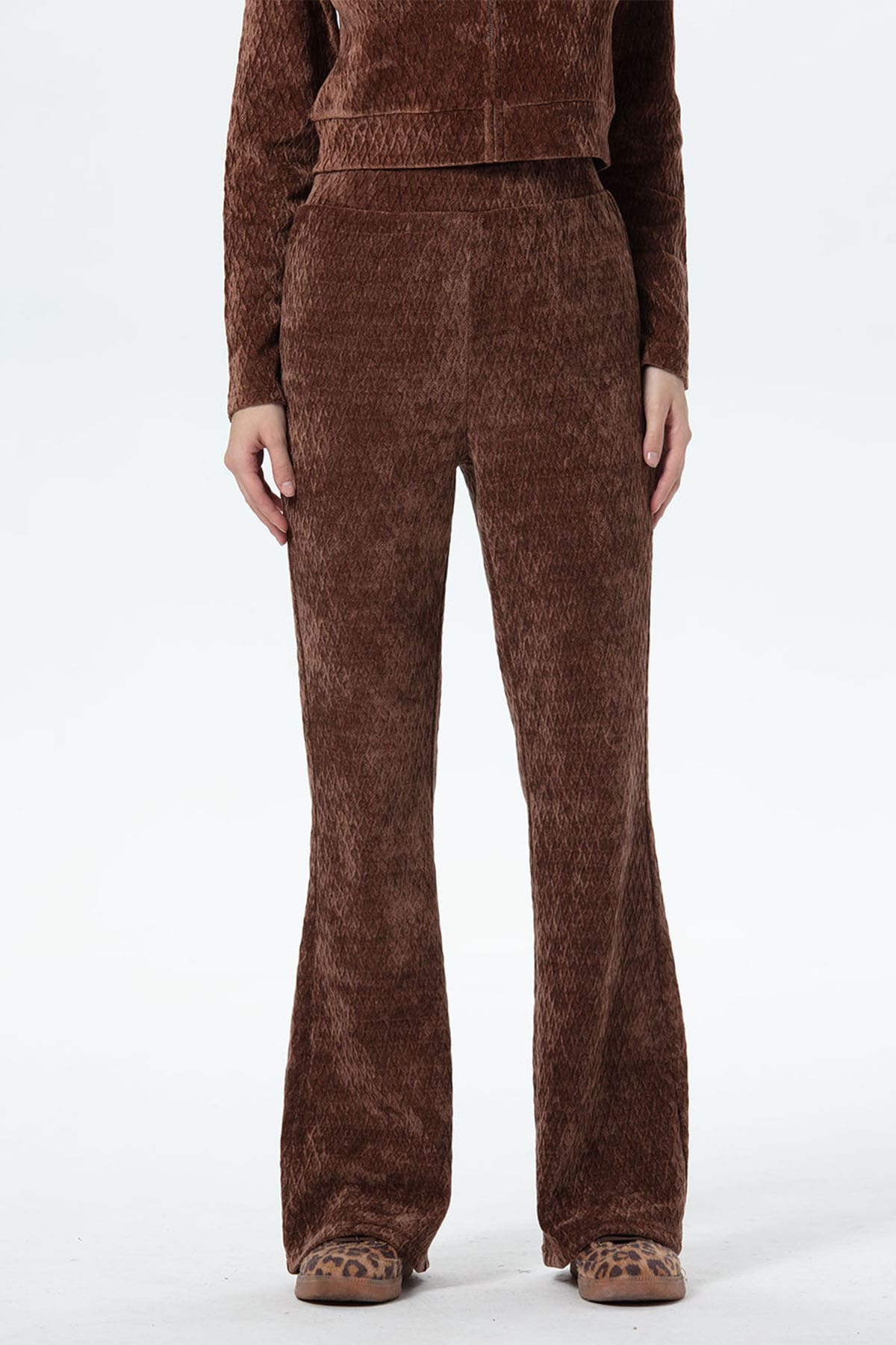 Pantalón Mujer Flare Chenille Cafe