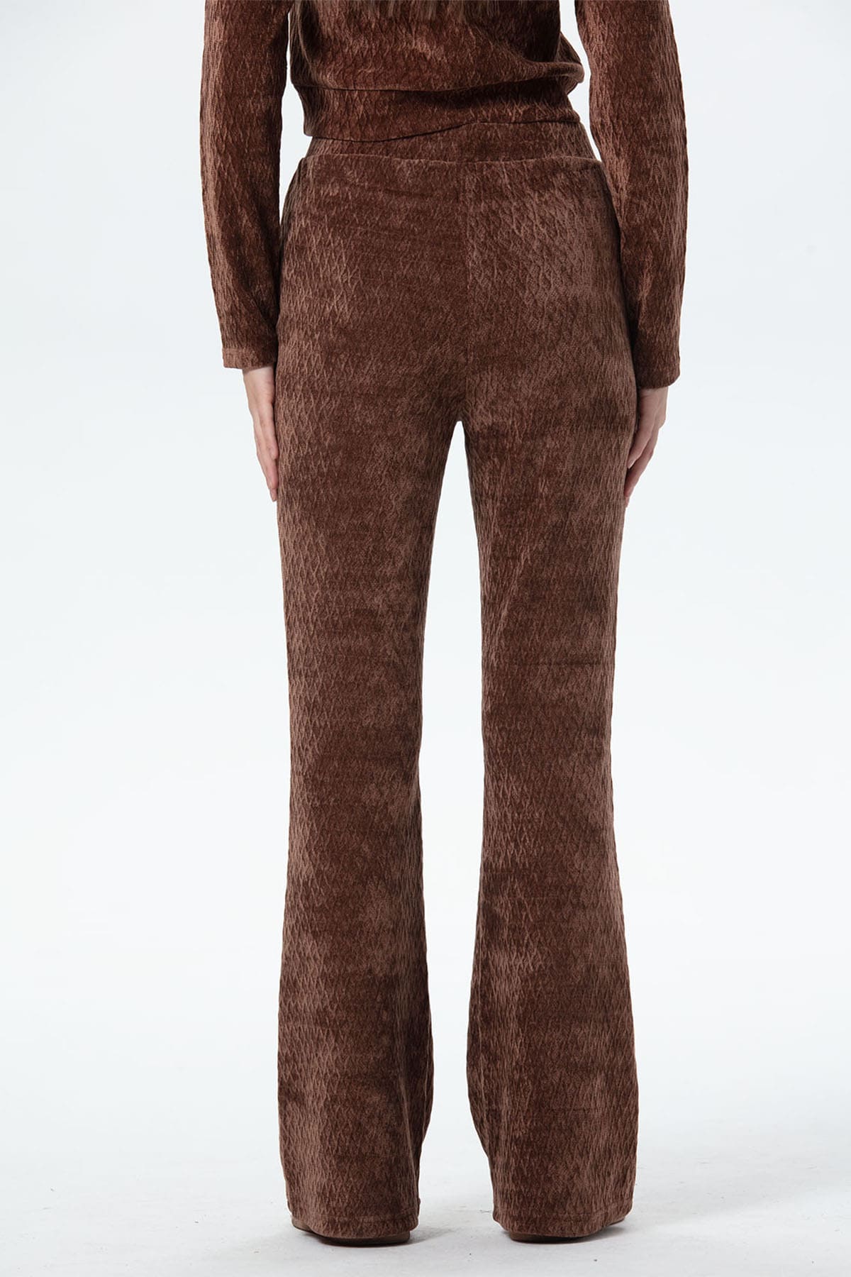 Pantalón Mujer Flare Chenille Cafe