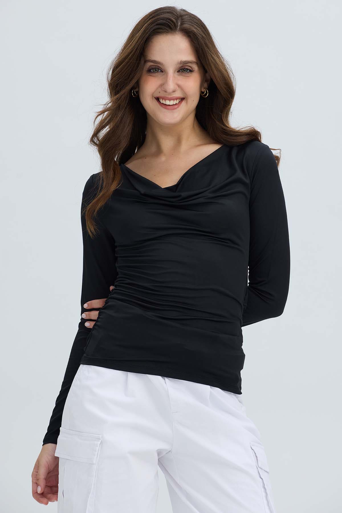 Polera Mujer Drapeado Delantero Negro