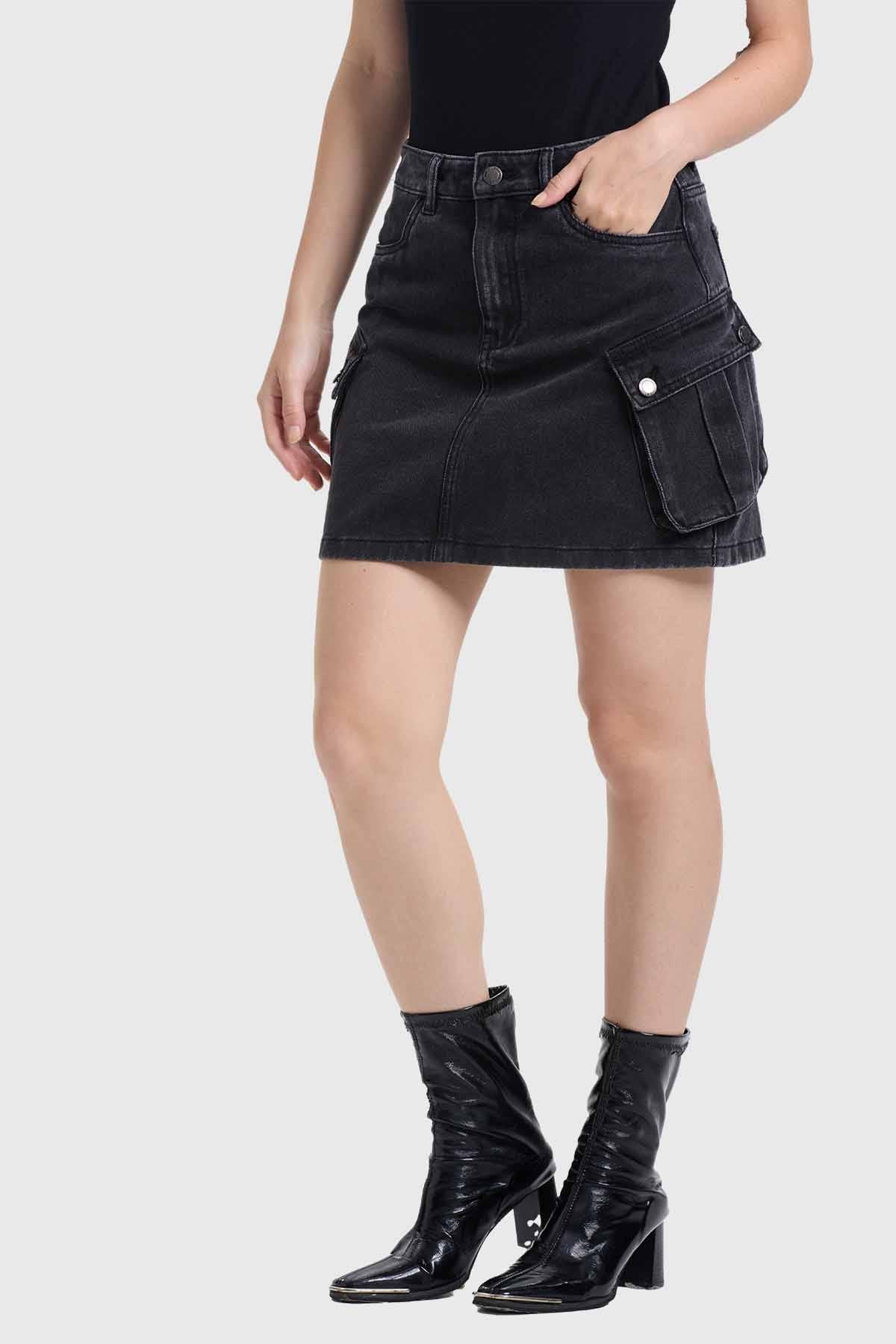 Falda Mujer Denim Cargo Negro