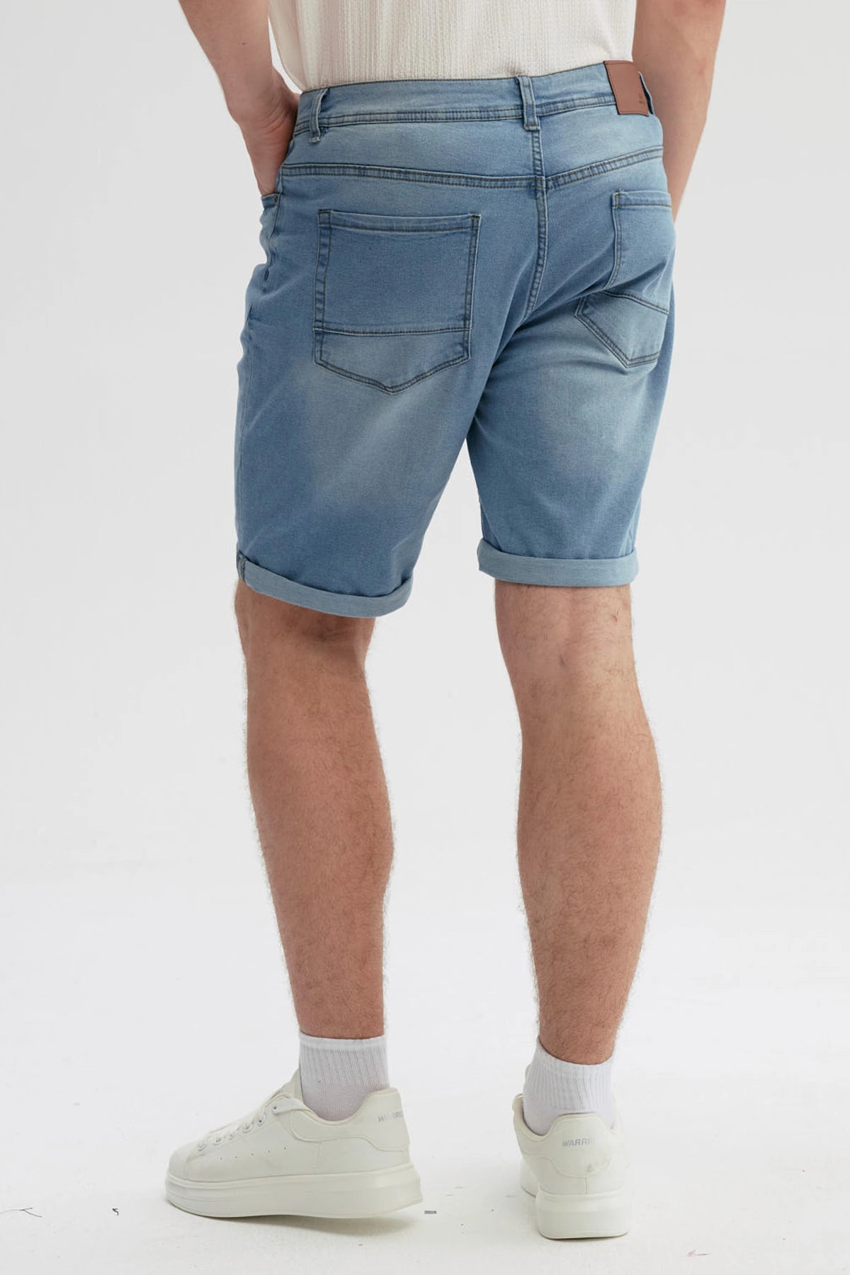 Bermuda Hombre Básica Roll Up Azul Claro