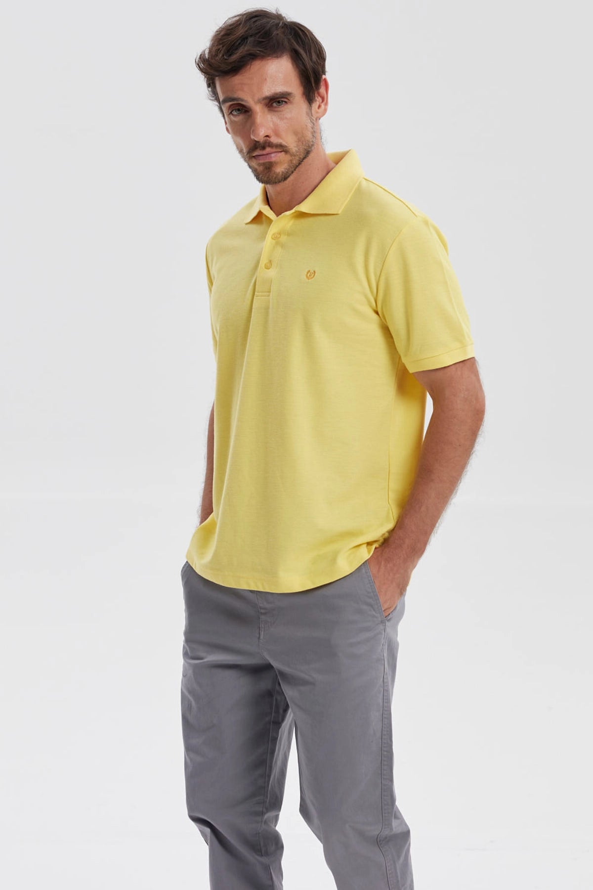 Polera Hombre Pique Básica Lisa Amarillo