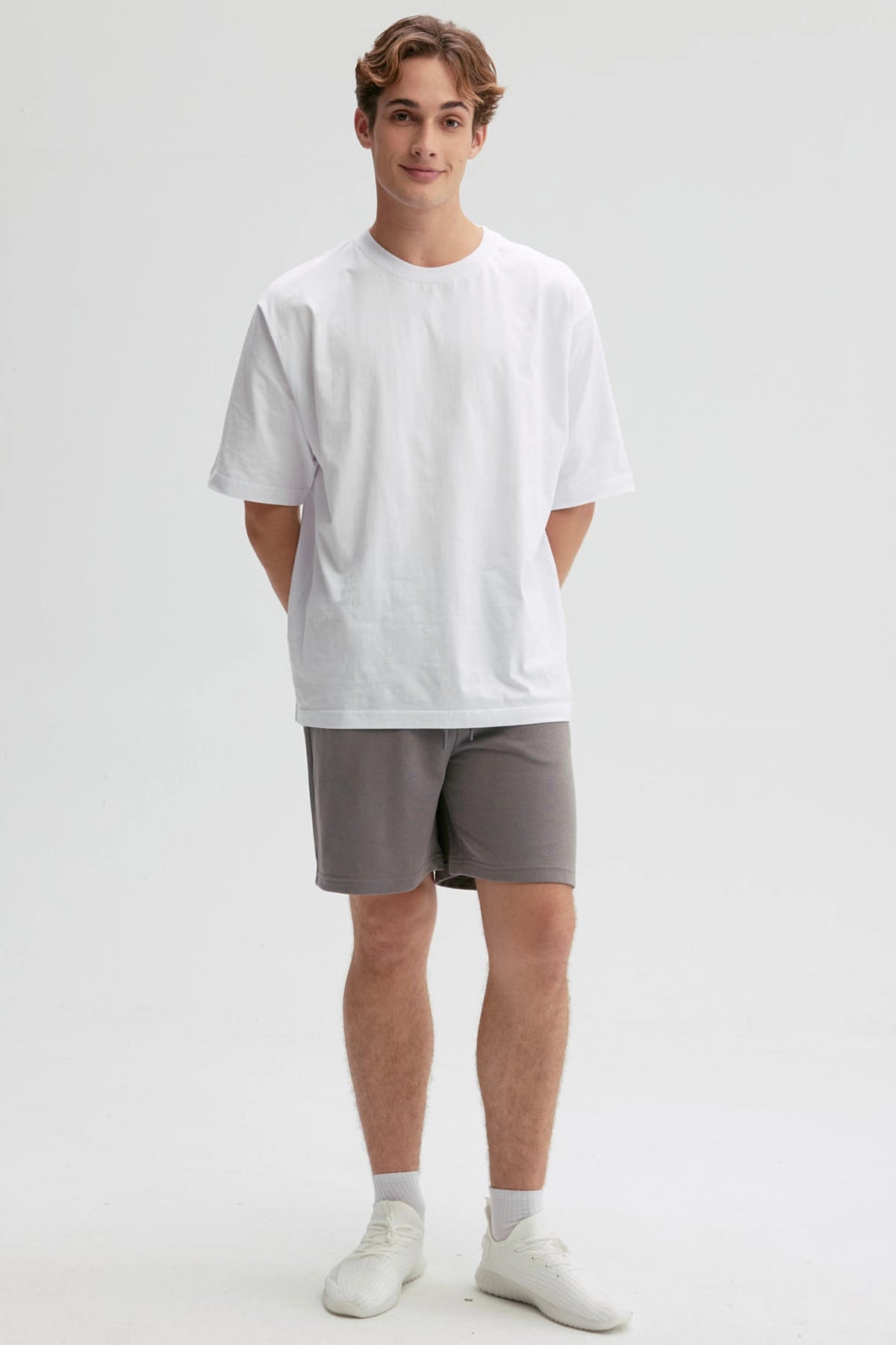 Bermuda Hombre Básico Gris