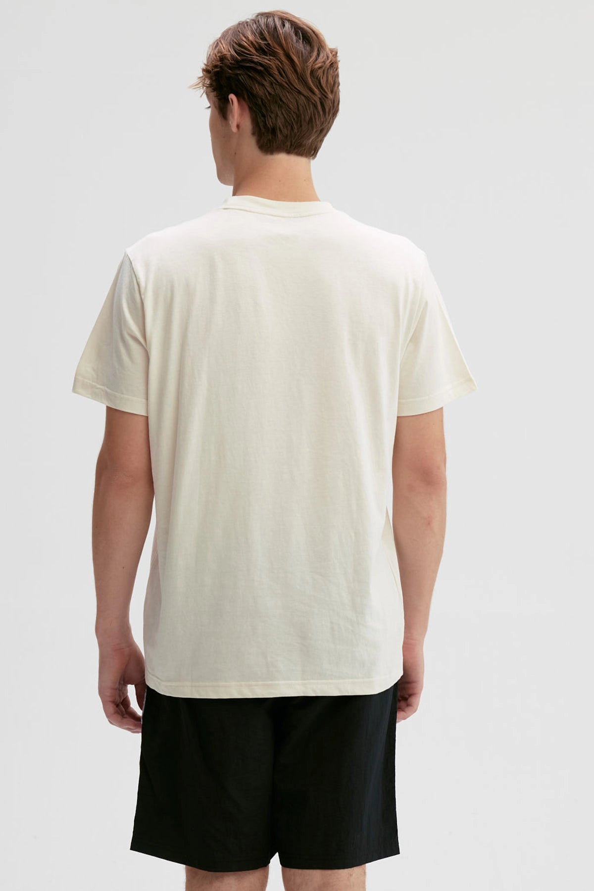 Polera Hombre Long Fit Básica Crema