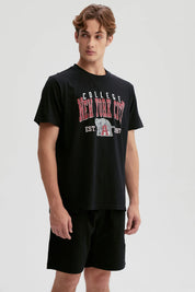 Polera Hombre Print Posicional Negro / Rojo