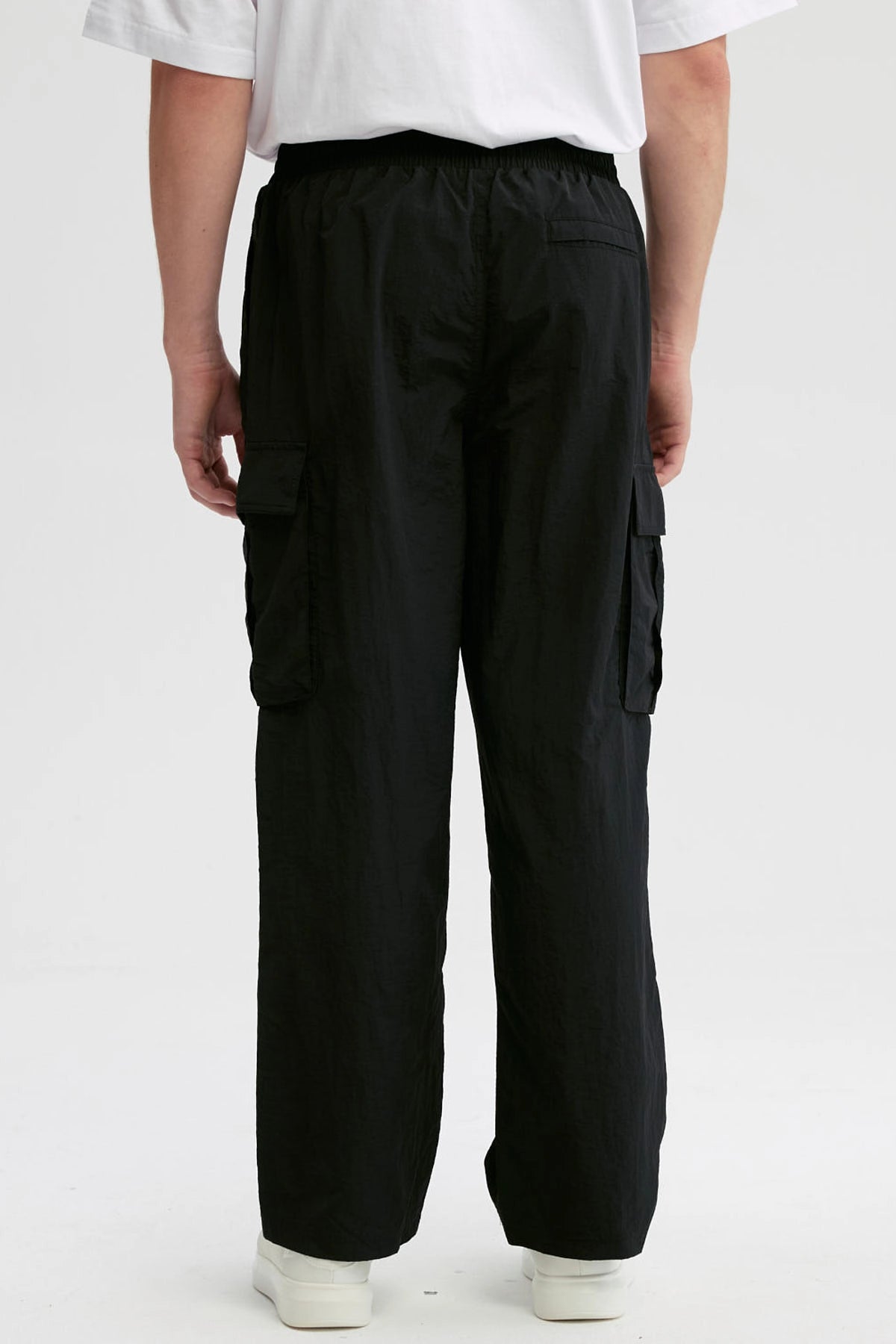 Pantalón Hombre Cargo Nylon Negro