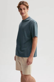 Polera Hombre Loose Fit Verde Olivo