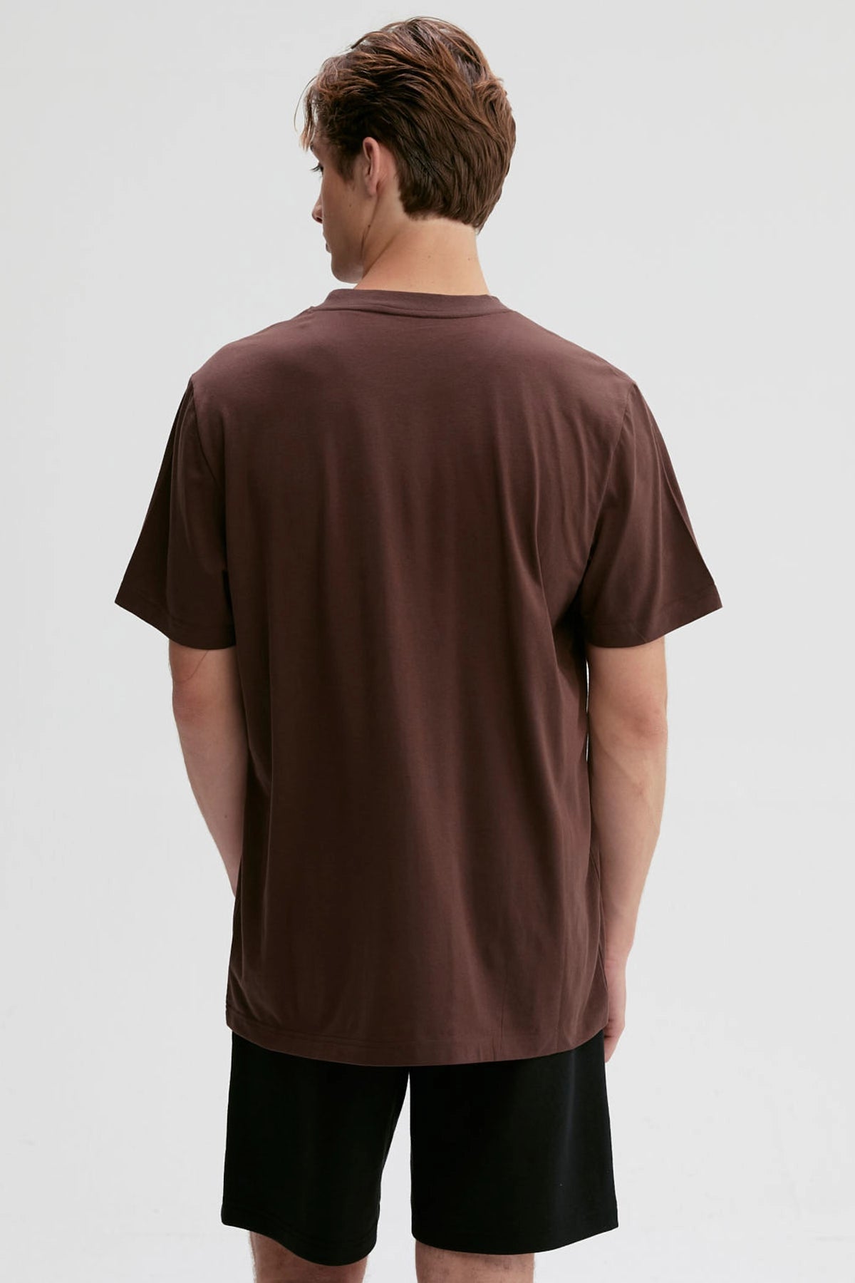 Polera Hombre Print Posicional Chocolate