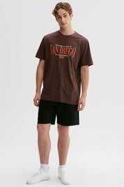 Polera Hombre Print Posicional Chocolate