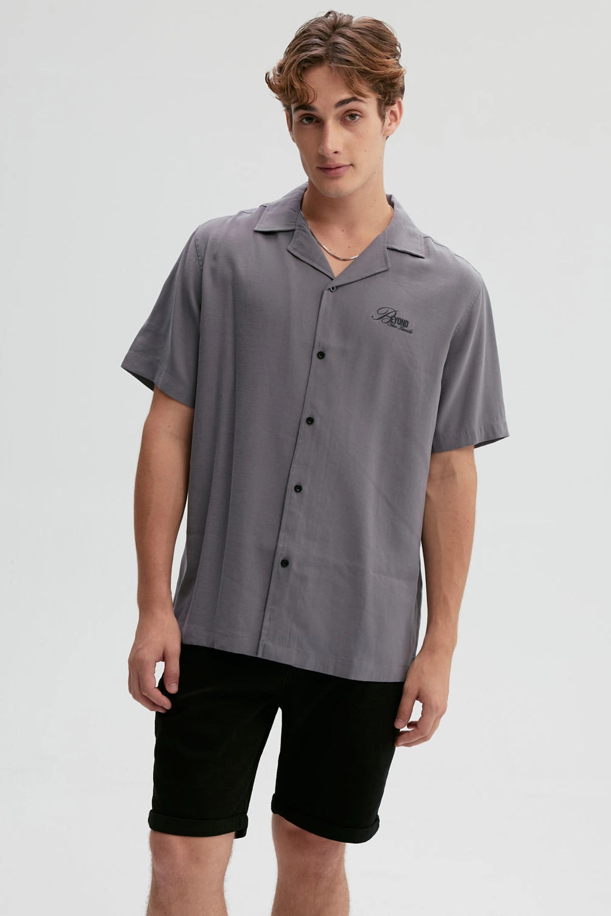 Camisa gris lisa bordada hombre | Fashion's Park Chile – Fashion´s