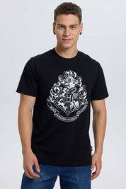 Polera negra de Harry Potter para hombre con escudo de Hogwarts.