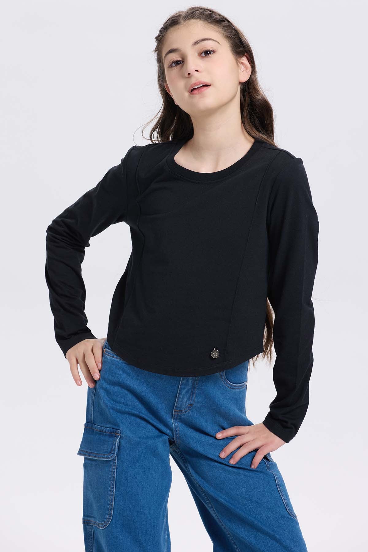 Polera Niña Con Costuras Y Print Negro