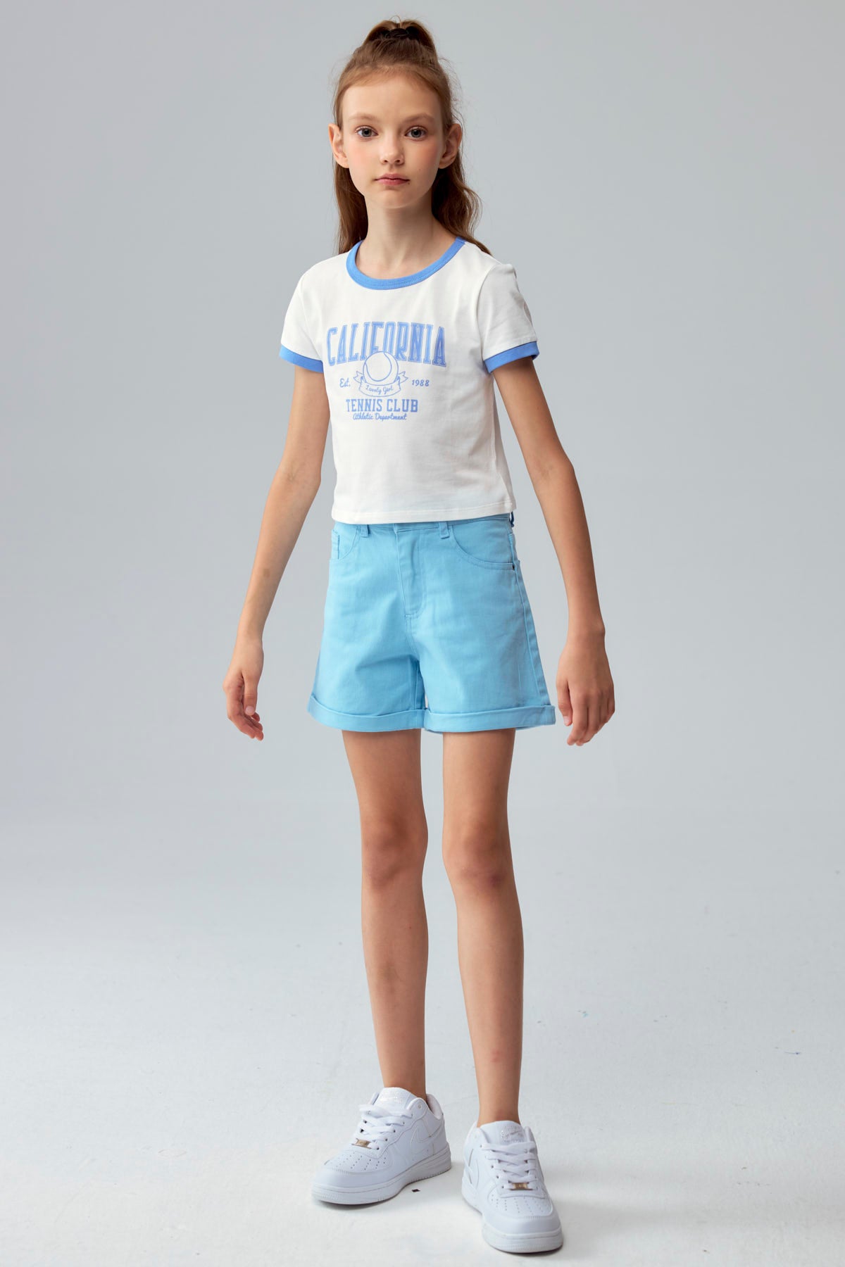 Short Niña Gabardina Básico Celeste