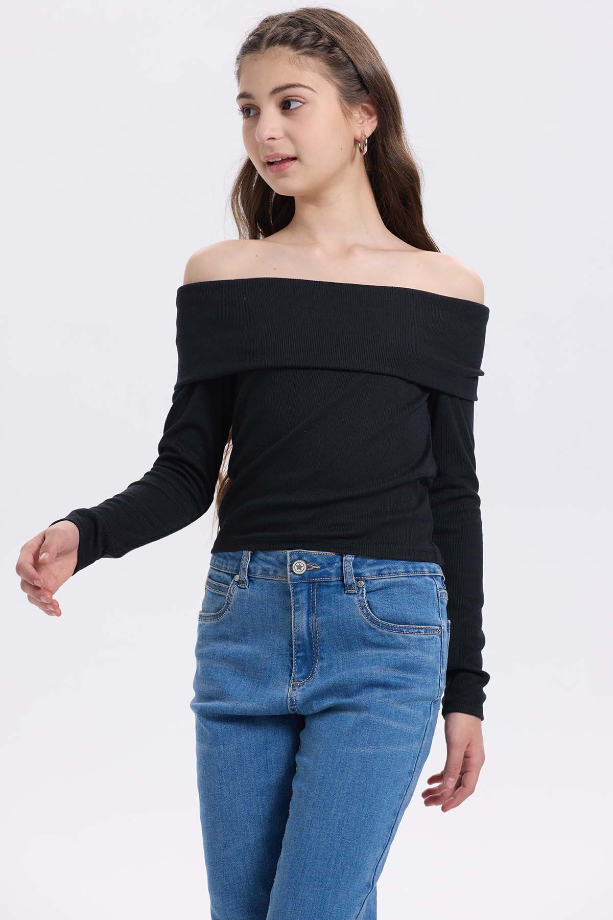 Polera niña escote Bardot negro