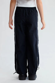 Pantalón Niña Parachute Con Piping Negro