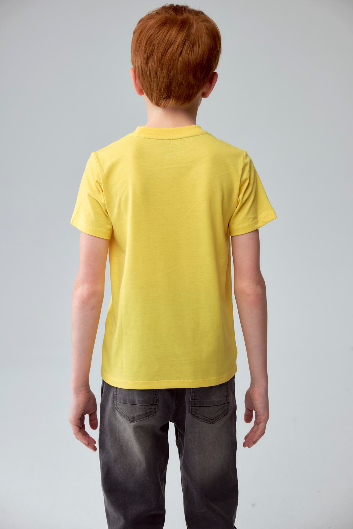 Polera Niño Básica Estampada Amarillo