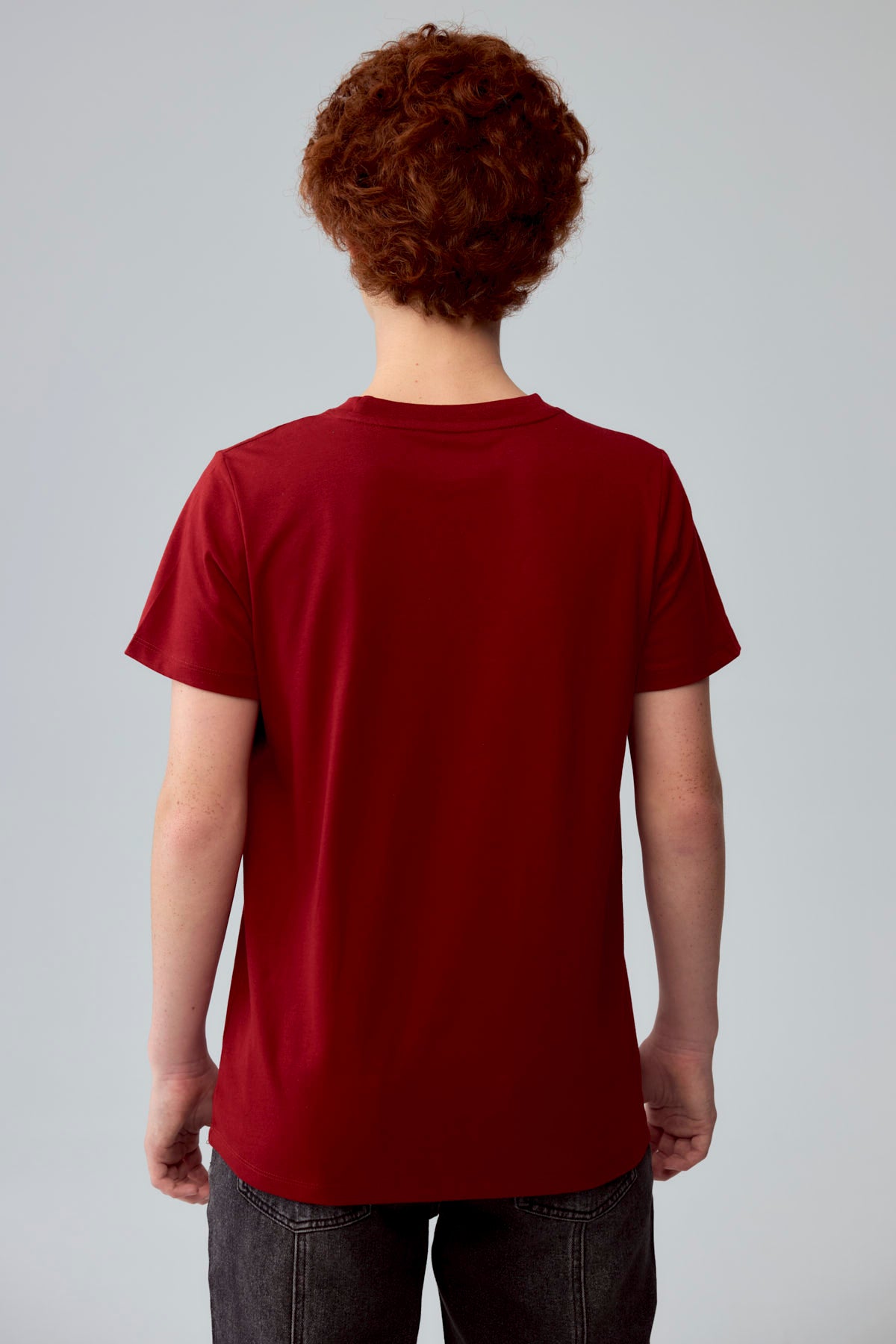 Polera Niño Básica Estampada Burdeo