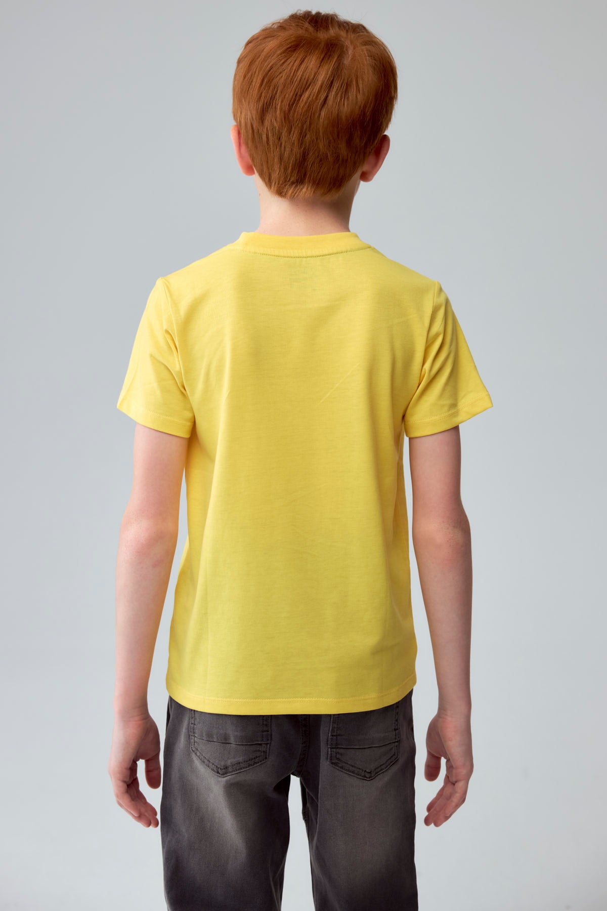 Polera Niño Básica Estampada Amarillo