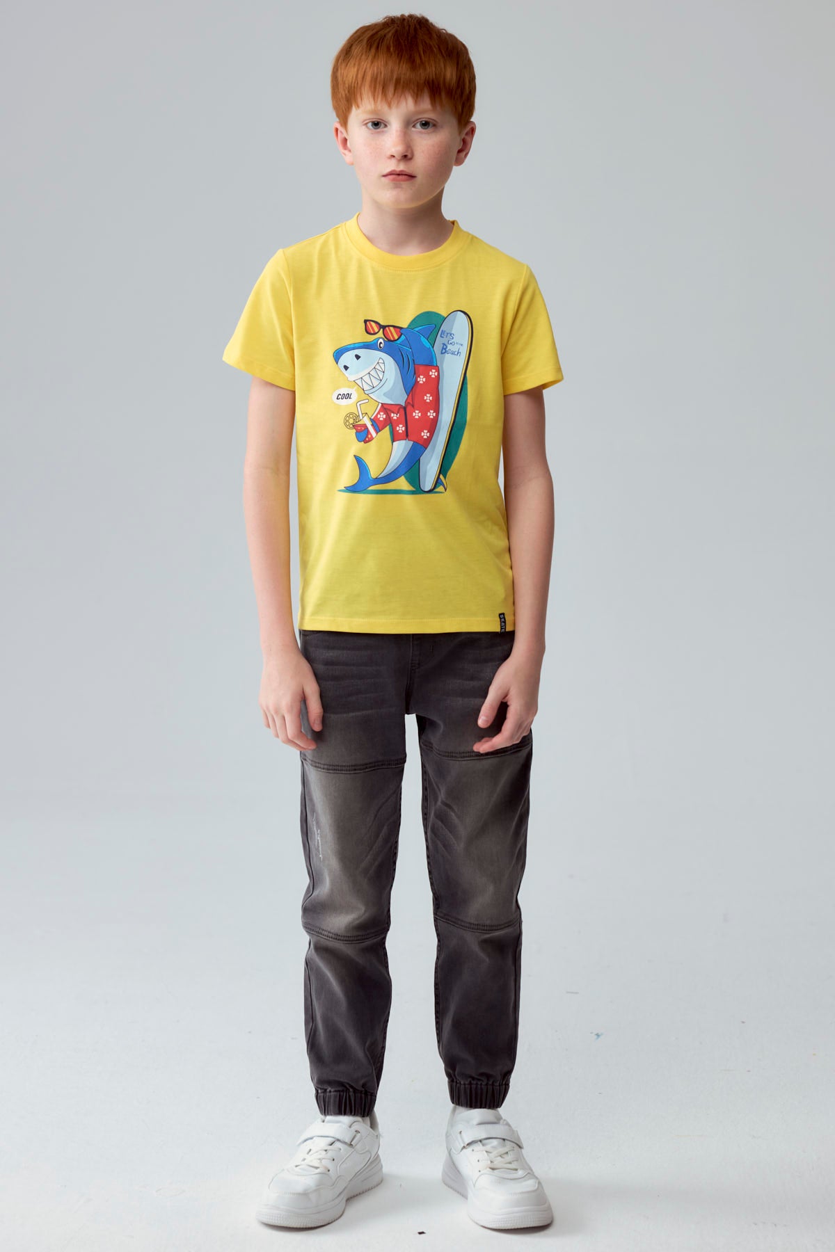 Polera Niño Básica Estampada Amarillo