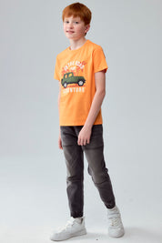 Polera Niño Básica Estampada Naranjo