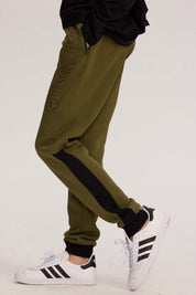 Pantalón Buzo Niño Con Cortes Verde