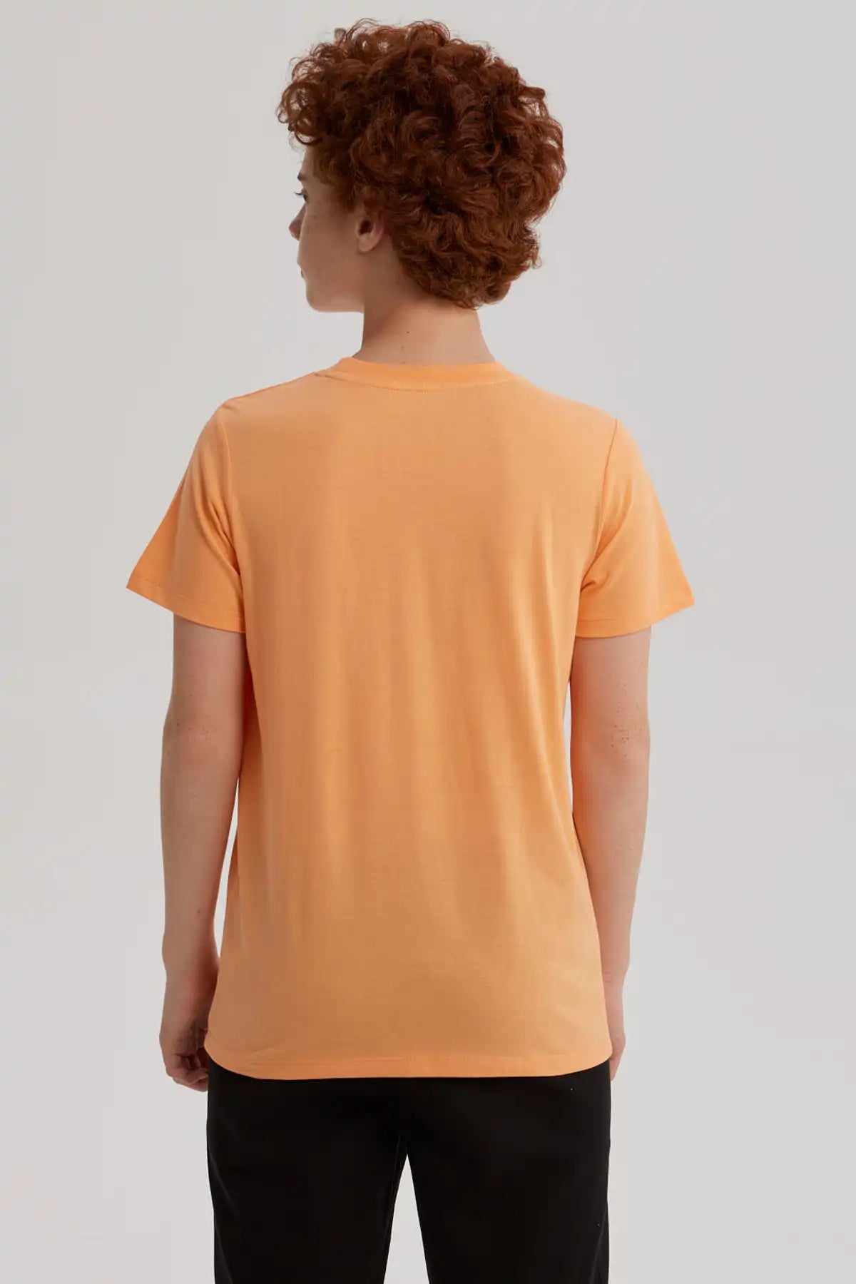 Polera Niño Básica Estampada Naranjo