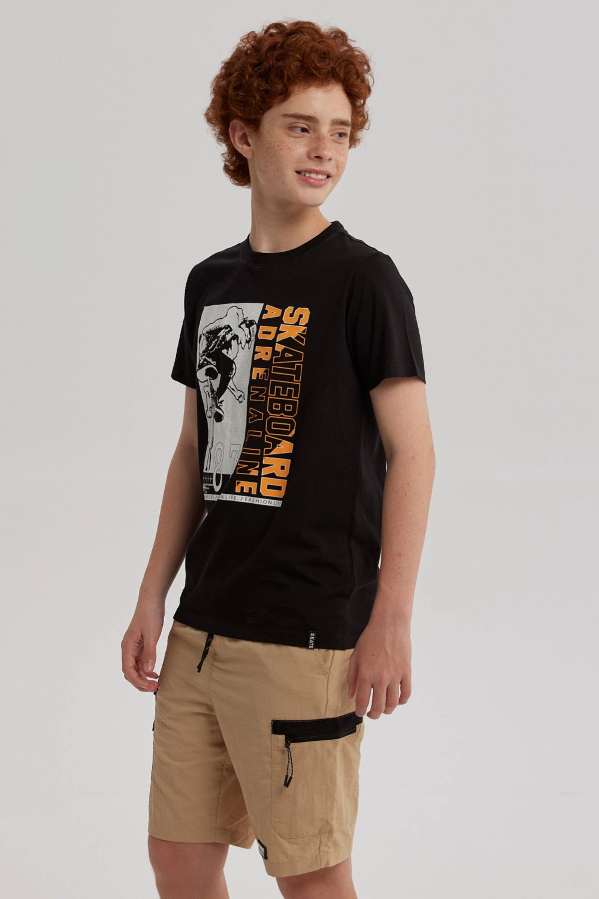 Polera Niño Básica Estampada Negro