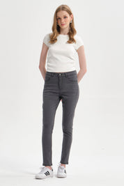 Jeans Mujer Super Skinny Estela Gris