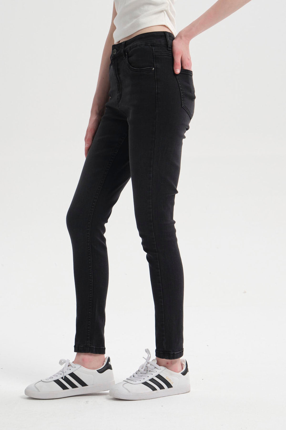 Jeans Mujer Super Skinny Estela Negro