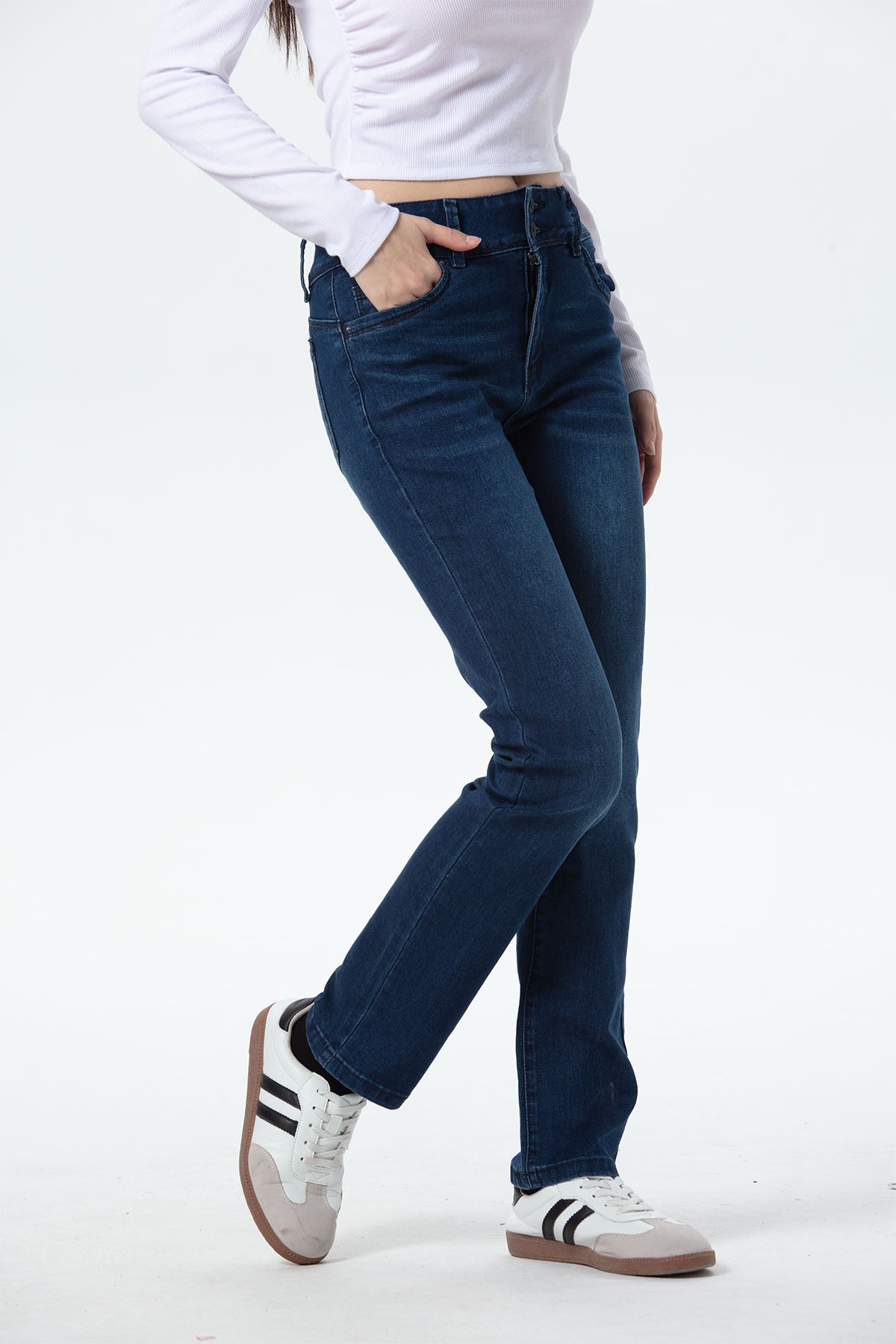 Jeans Mujer Flo Calce Recto Azul Oscuro