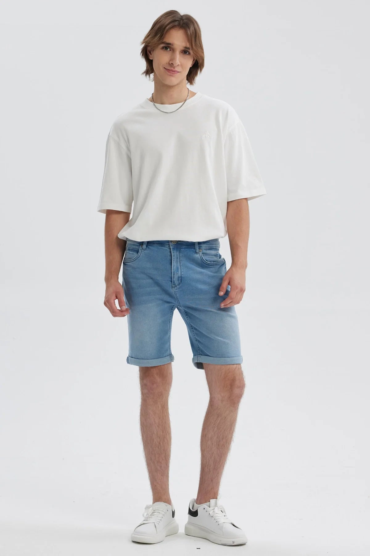 Bermuda Hombre Básica Roll Up Azul Claro