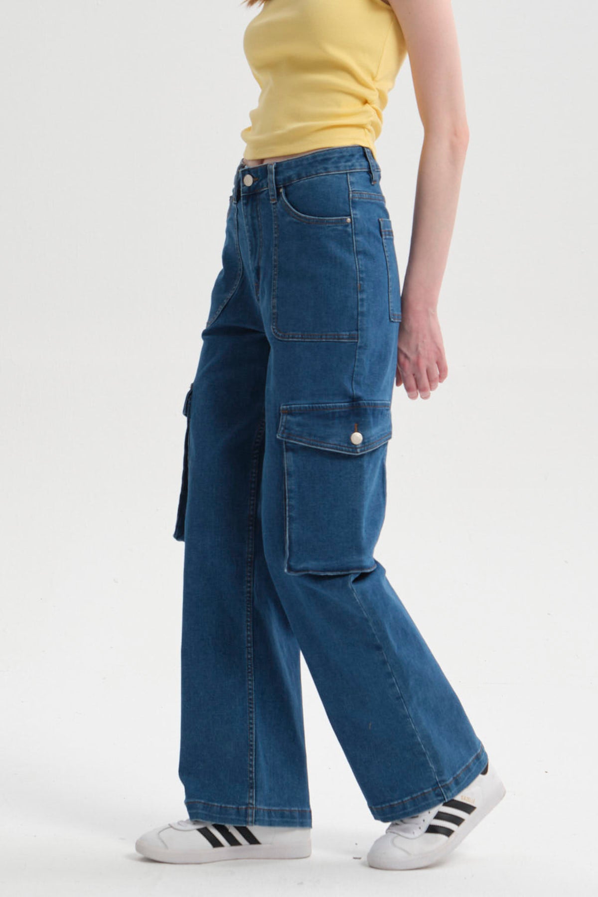 Jeans Mujer Cargo Calce Recto Azul