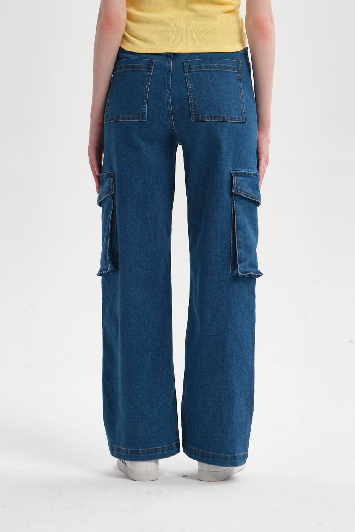 Jeans Mujer Cargo Calce Recto Azul