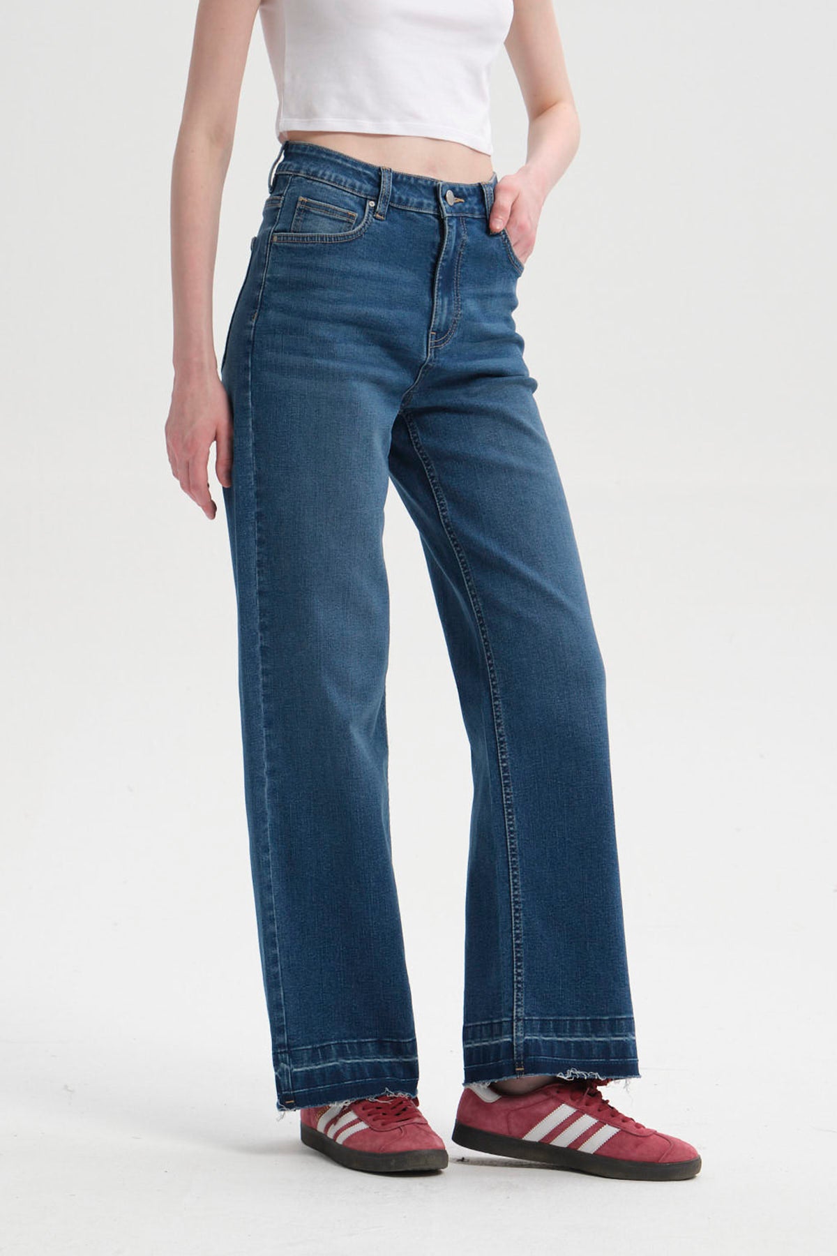 Jeans Mujer Calce Recto Azul Oscuro