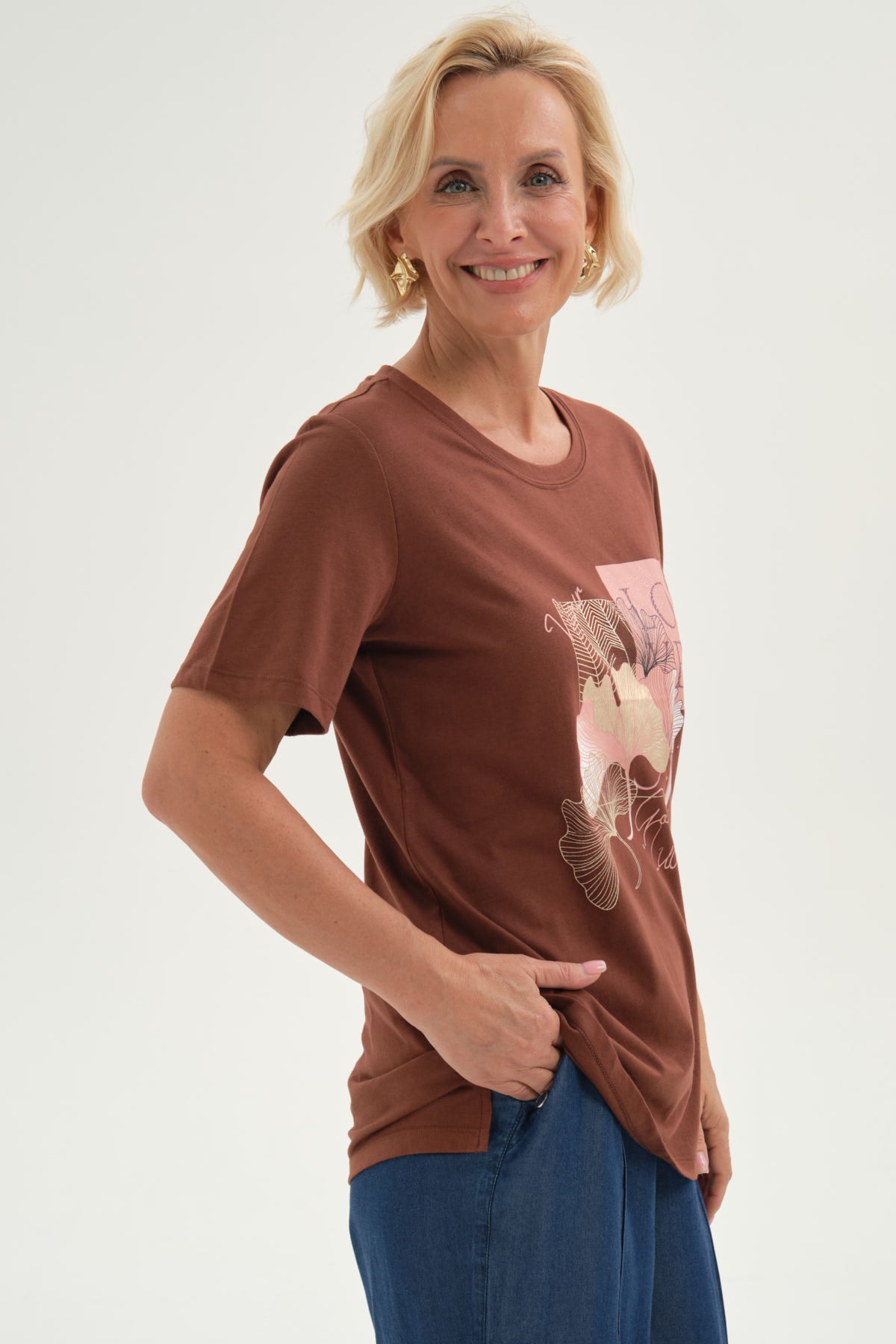 Polera Mujer Print Posicional Café