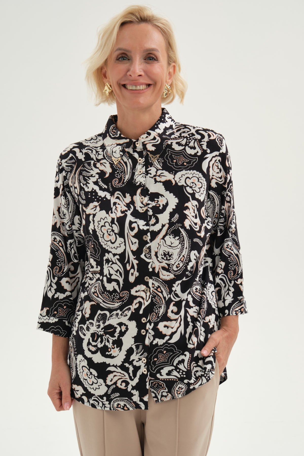 Blusa Mujer Abotonada Roll Up Negro/Crudo