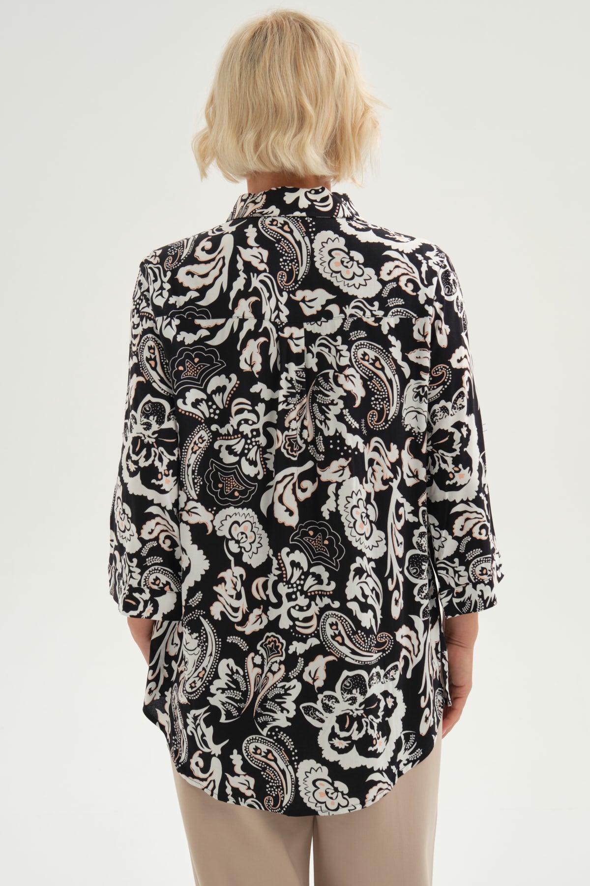 Blusa Mujer Abotonada Roll Up Negro/Crudo