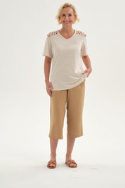 Polera Mujer Detalle Hombro Beige