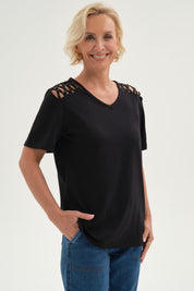 Polera Mujer Detalle Hombro Negro
