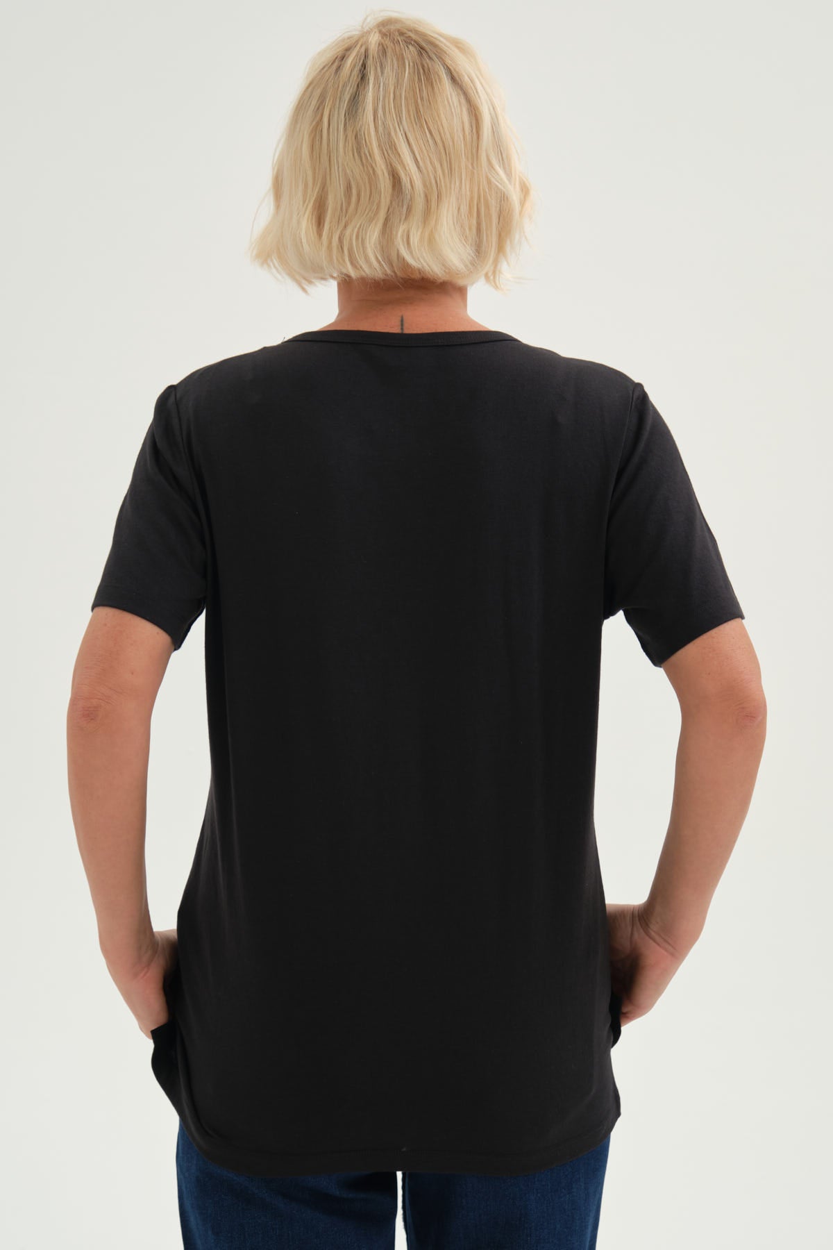 Polera Mujer Con Tachas Negro