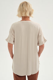 Blusa Mujer Lisa 2 Tapetas Beige